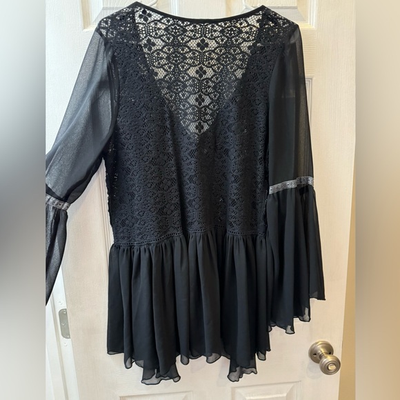 Free People Sheer Blouse with Crochet and beaded details size Large - Picture 10 of 17